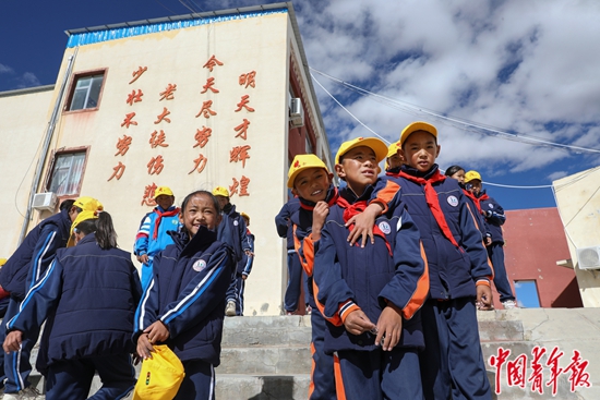 “援”梦高原