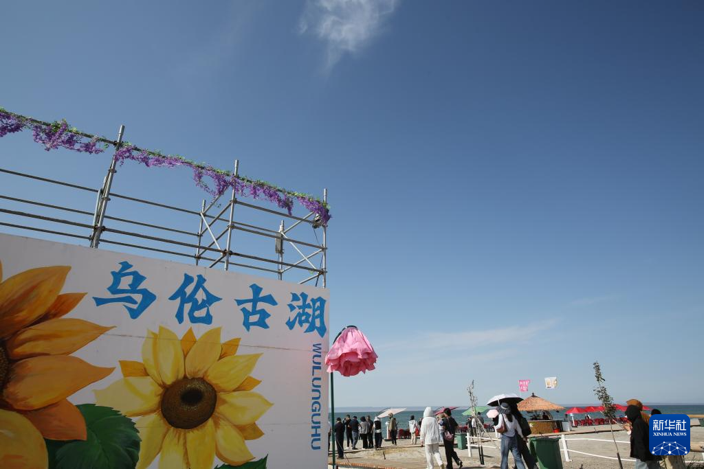 阿勒泰大力发展旅游业 点燃边疆发展“新引擎”