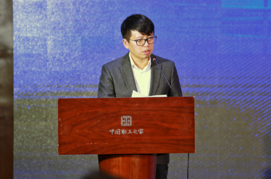 吴欣鸿：依托自身优势 助力精准扶贫 共建全面小康