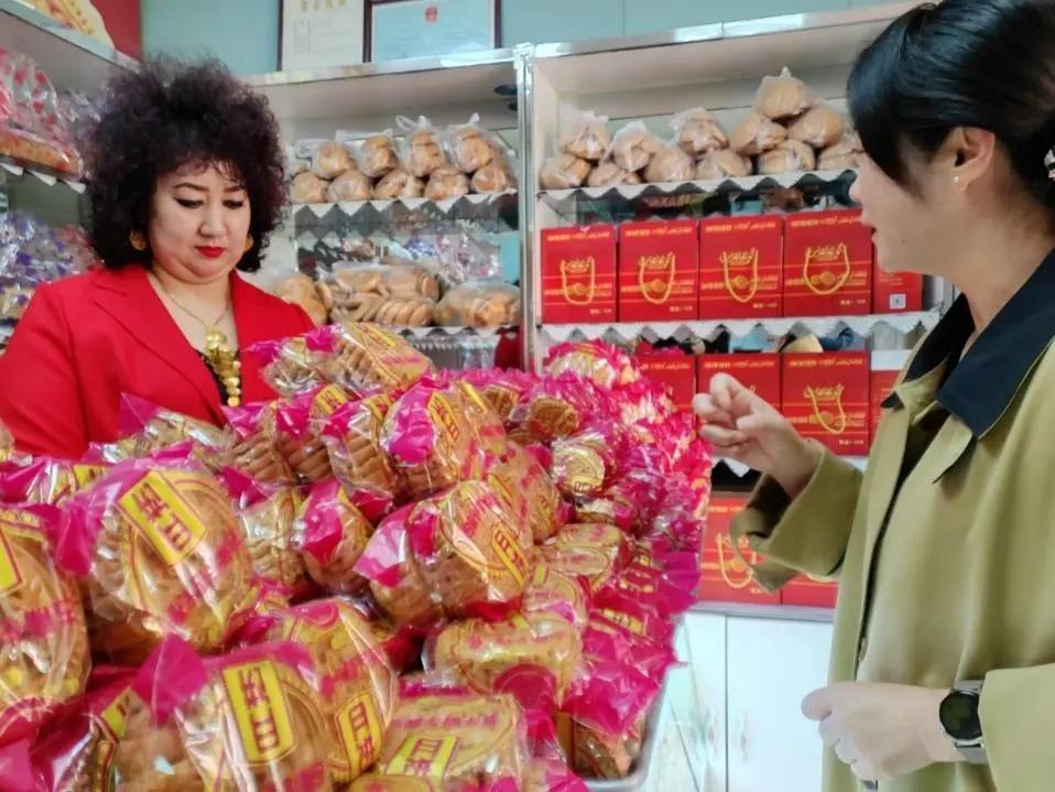 月饼何以成为新疆和田人的日常点心？开云入口(图3)